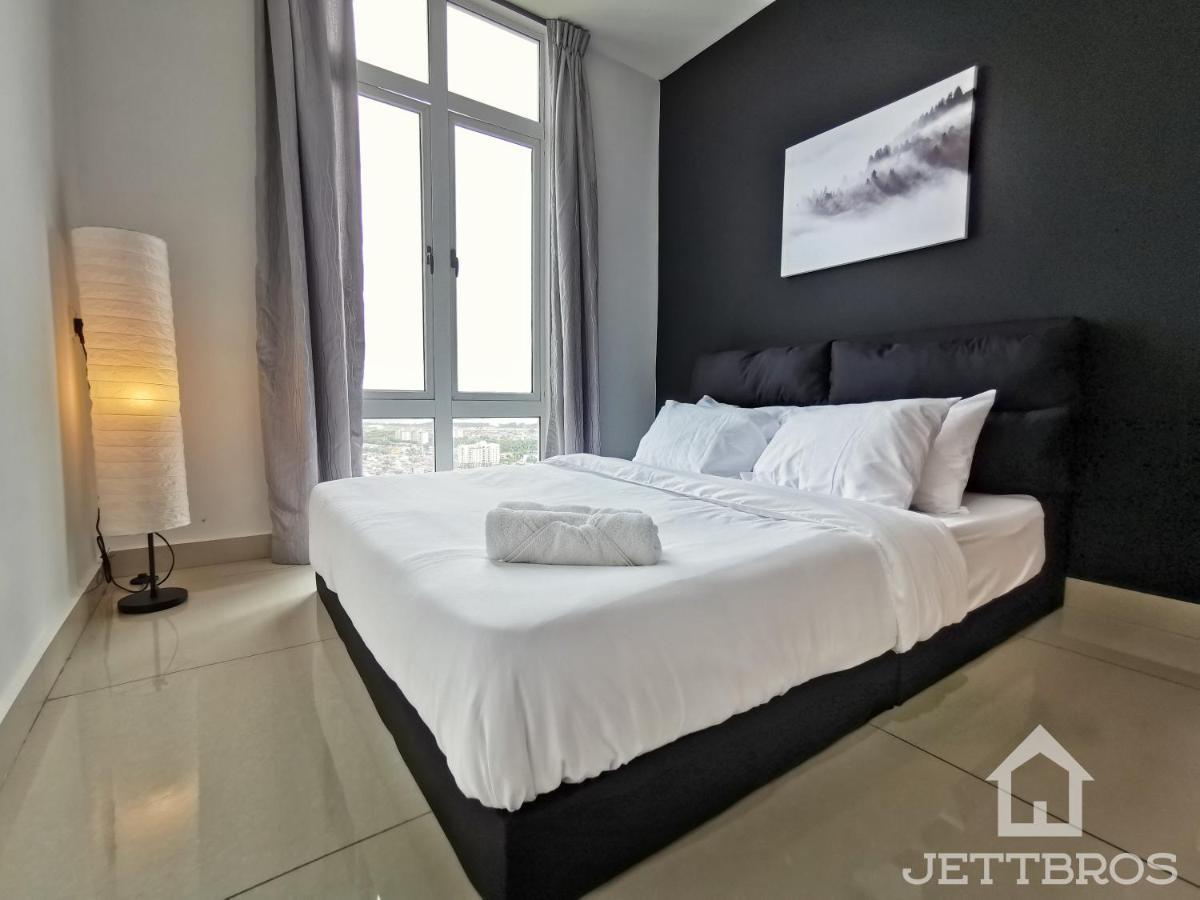 Apartament Ksl D'Esplanade By Jettbros Johor Bahru Zewnętrze zdjęcie